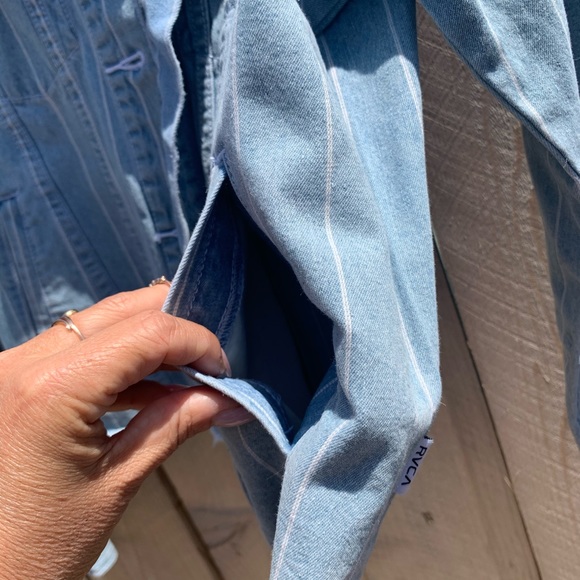 🆕 NWT RVCA Jean Jacket! - Picture 6 of 7